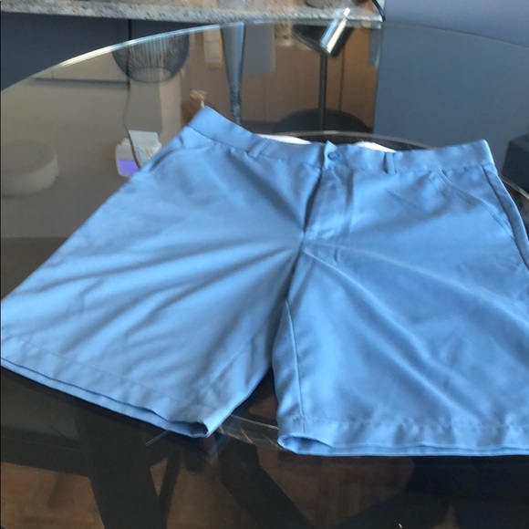 Greg Norman (Macy’s) shorts - Picture 1 of 5